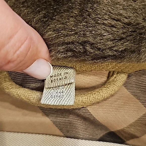 Burberry Brit 70% wool coat size 10 camel color. - Picture 4 of 16